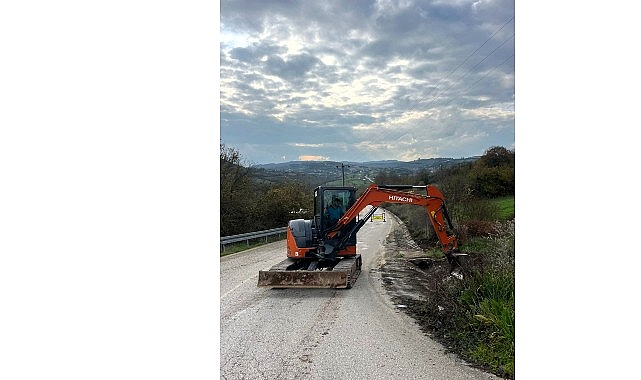 Kandıra’da V Kanal Temizliğiyle Yağmur Suyu Akışı ve Yol Güvenliği Artırıldı