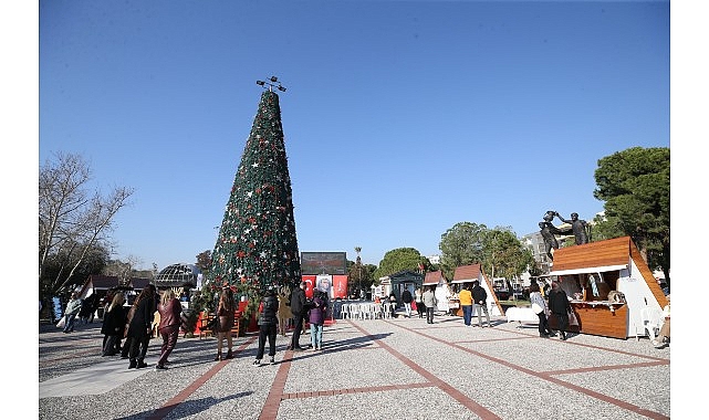 Karşıyaka’da Yeni Yıl Şenliği 13-31 Aralıkta Zühtü Işıl Meydanı’nda
