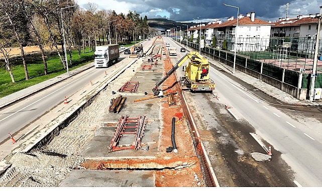 Kartepe Tramvay Projesi: İlk Raylar Zemine Yerleşti ve Hedef 18.9 Kilometre