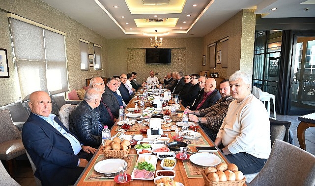Kemer’de Şoförlerle Kahvaltı: Yetkili ve Sektör Temsilcilerinden İş Birliği Mesajı