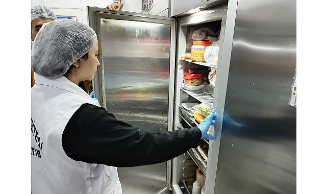 Kemer’de Zabıta Denetimleri: Restoran ve Kafelerde Gıda Güvenliği Öncelikli Kontrol Noktaları