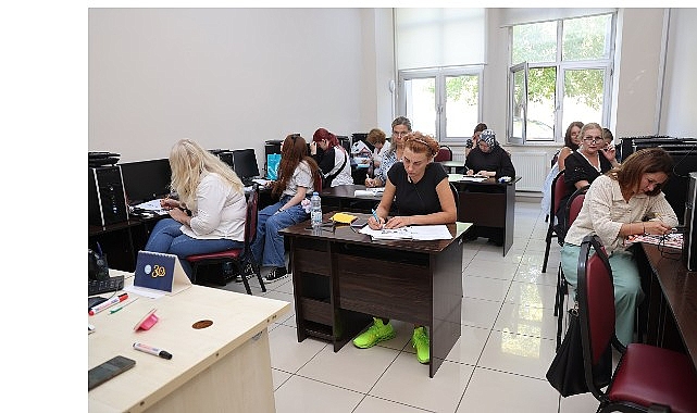 KO-MEK Dil Kurslarıyla Yabancı Dilde Uzmanlaşmaya Adım Atın: Üniversite Öğrencileri İçin Özel Desteklerle