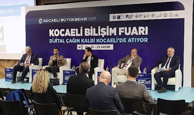 Kocaeli Bilişim Fuarı: Yapay Zeka ve Dijital Dönüşüm Üzerine Uzman Panelleri