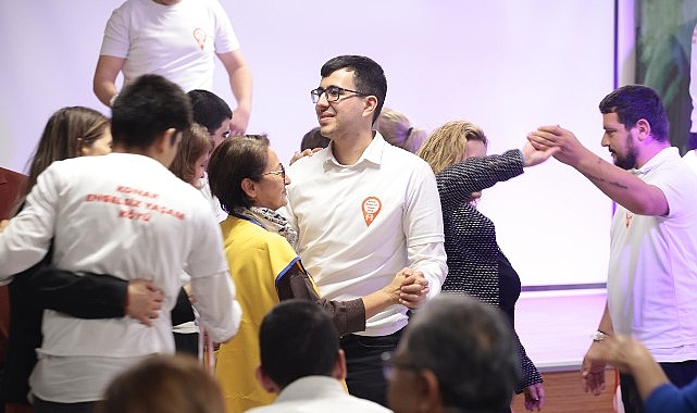 Konak Belediyesi ve İşbirlikçilerinden 3 Aralık Dünya Engelliler Günü Farkındalık Etkinliği