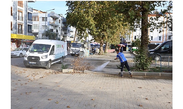 Mahalle Temizliğinde İş Birliğiyle Yeni Bir Gün: Efes Selçuk Belediyesi ve İBB Ortak Temizlik Seferberliği