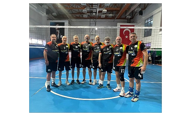 Muğla’da Şampiyonluk Sevinci: Osmangazi Belediyespor Veteran Voleybol Takımı Zaferi