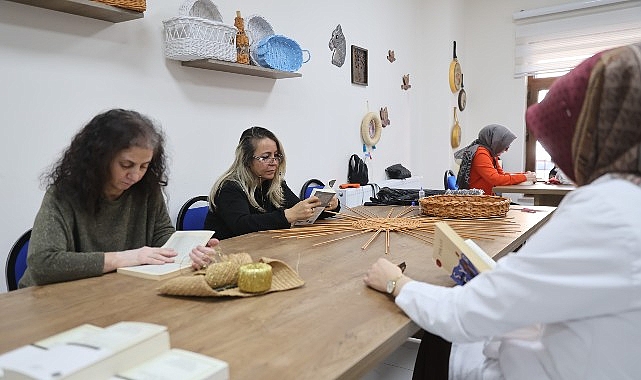 Nevşehir Belediyesi Ev Aksesuarları Hazırlama Kursunda Okuma Kültürü Etkinliği