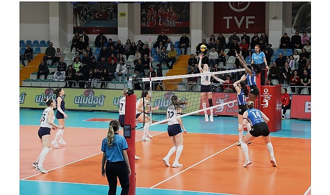 Nilüfer Belediyespor Eker, İlbank’ı Vogue Sultanlar Ligi’nde 3-1 Yenerek Üst Üste 3. Galibiyetini Aldı