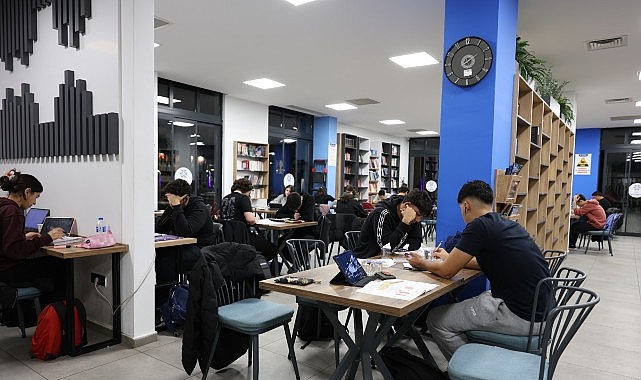 Öğrenci Çalışma Salonları: Gençlerin Güvenli ve Modern Çalışma Adresi