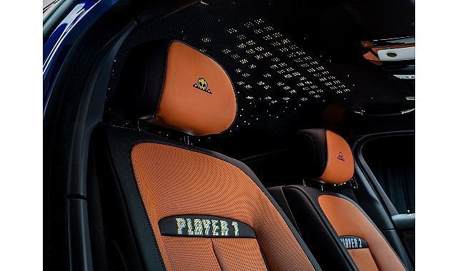 Rolls-Royce Black Badge Ghost Gamer: 8-Bit Esintili Bespoke Yolculuk ve Nostaljiyle İnşa Edilen Lüks