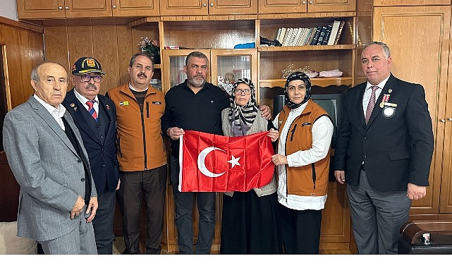 Şehit Öğretmenler İçin Anlamlı Ziyaret: Ailelere Başsağlığı ve Öğretmenler Günü Kutlaması