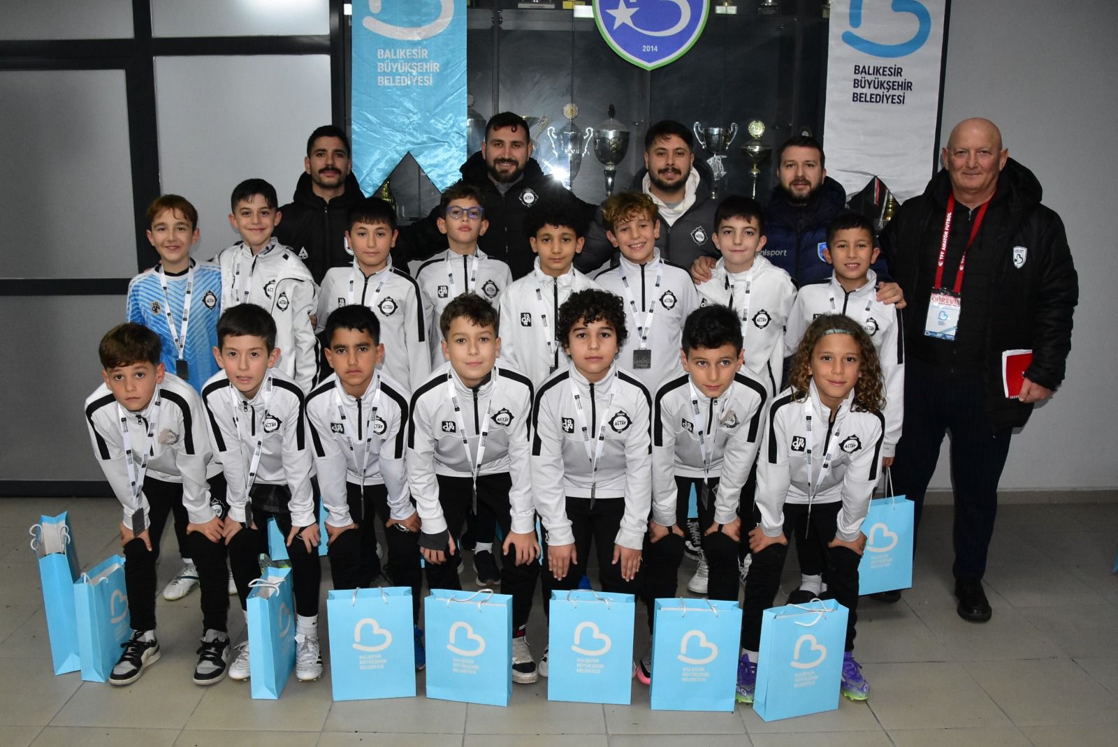 Balıkesir’de U-11 Futbol Şöleni: Rekabet Değil Dostluk Kazandı