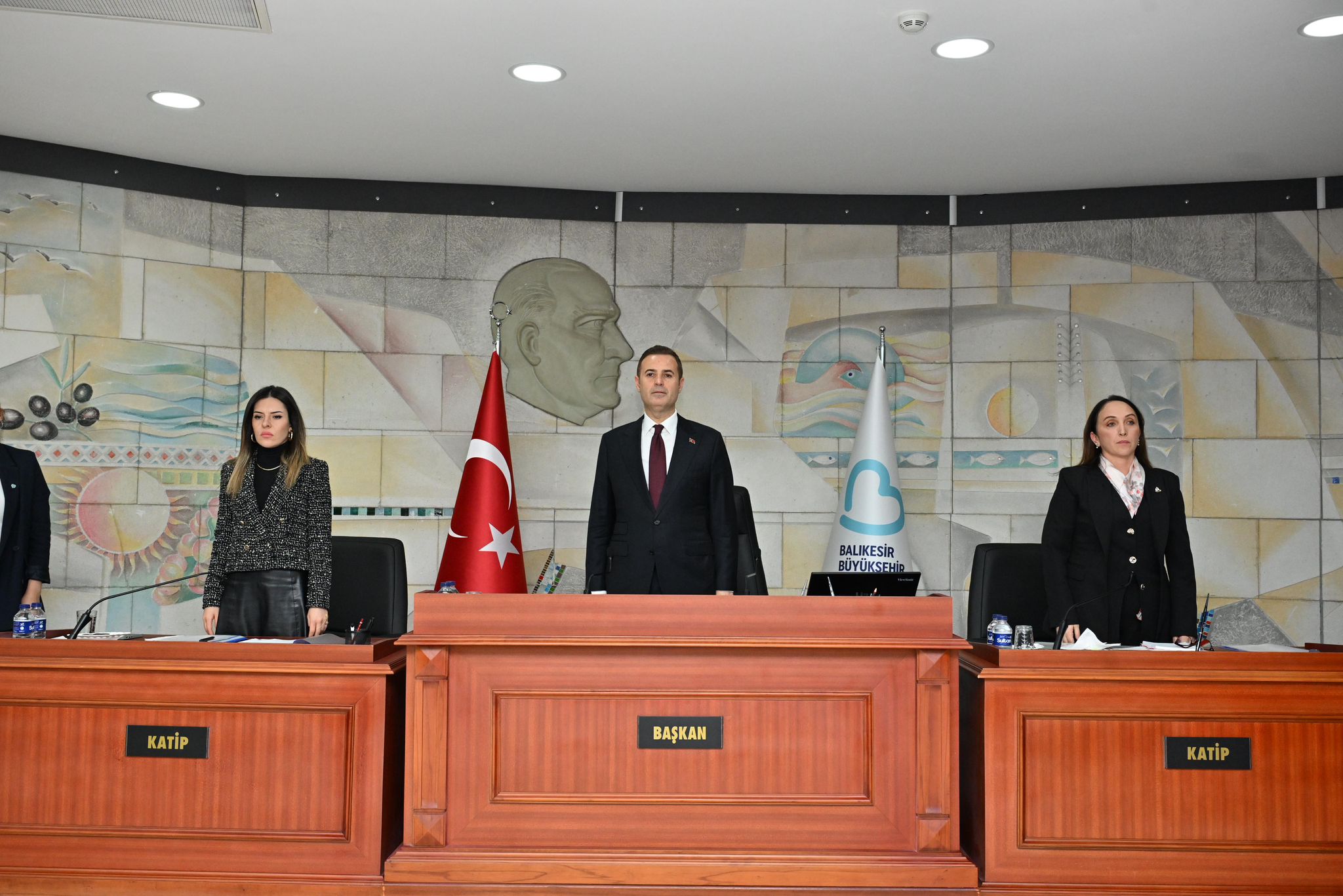 Başkan Akın: “Değişim Yok, Hizmet Var… Balıkesir Benim Ailem”