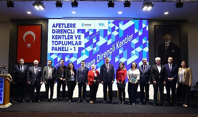 Afetlere Dirençli Kentler ve Toplumlar Paneli: Bilim ve İş Birliğiyle Sürdürülebilir Direnç