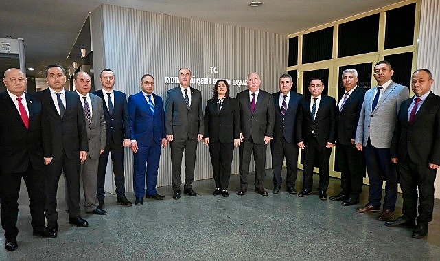 Aydın Büyükşehir Belediye Başkanı Özlem Çerçioğlu’na Ziyaret: Şoför Esnafıyla Samimi Görüşme