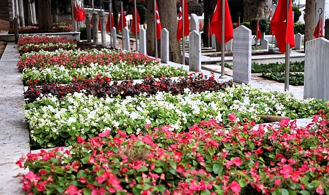 Bağçeşme Şehitliklerinde Yenilenen Çevre ve Peyzaj Çalışmaları