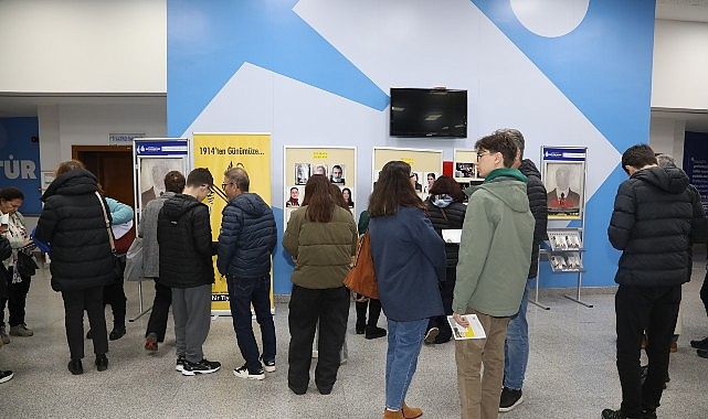 Bir Halk Düşmanı: Ibsen’in Çağdaş Mücadelesi Tuzla’da 100. Kez Sahnede