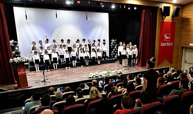 Bornova Belediyesi En Öğrenci Dostu Belediye Ödülüyle Onurlandırıldı: Gençliğe Yatırım ve Destek Vurgusu