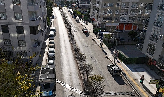 Buca’da Park Ve Refüjlerde Yenilikçi Peyzaj ve Güvenli Ulaşım İçin Yoğun Çalışma