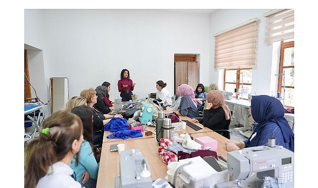 Burhaniye Kadın Danışma Merkezi’nin Duygu ve Düşünce Yönetimi Atölyesi: 4 Haftalık Uygulamalı Deneyim