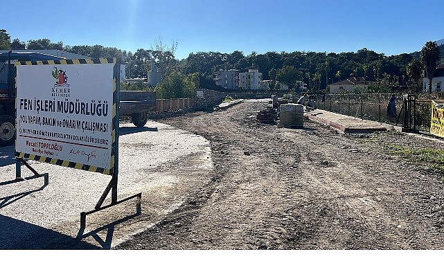 Çamyuva’daki Altyapı Çalışmaları: 300 Metre Kaldırım ve 800 Metre Yol Yatırımı Devam Ediyor