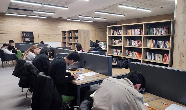 Çankaya Kütüphanelerinde 7/24 Çalışma ve Geniş Saat Aralıklarıyla Erişilebilirlik