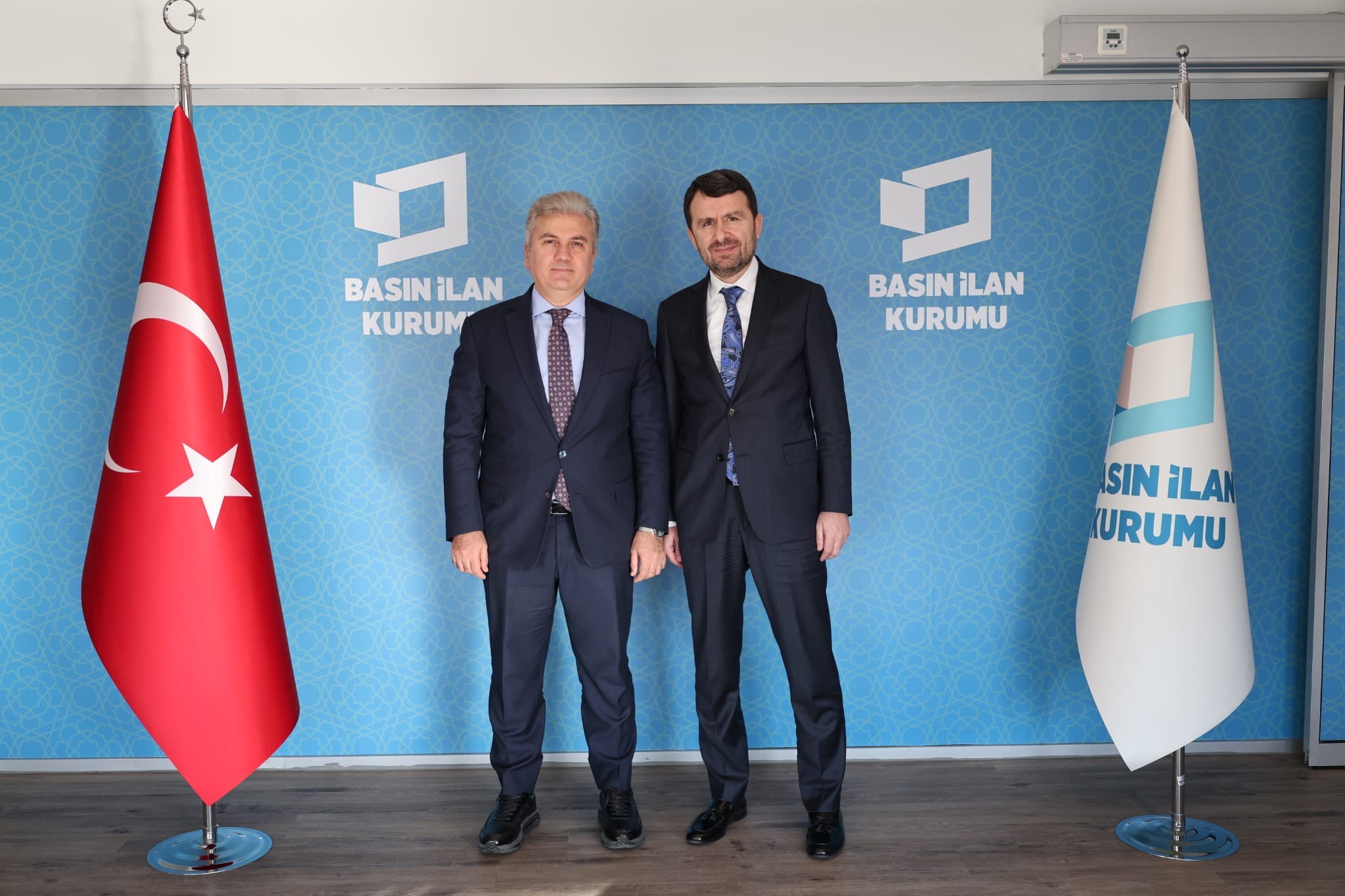 Milletvekili Canbey’den Basın İlan Kurumu’na Ziyaret