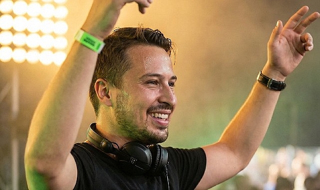 DJ Mahmut Görgen’den Yılbaşı Özel Seti: Happy New Year 2026