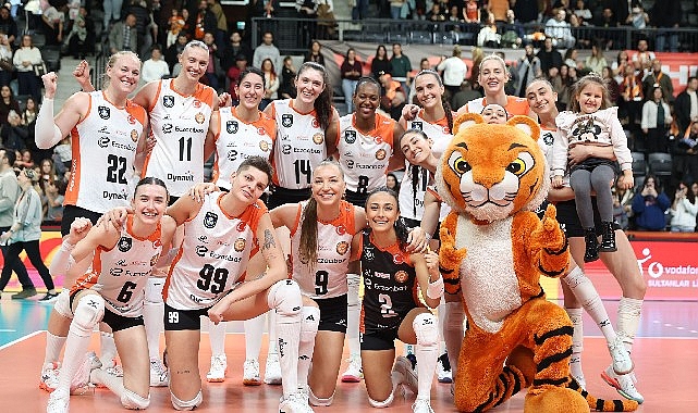 Eczacıbaşı Dynavit, İlbank’ı Net Bir Galibiyetle Devirdi: 3-0