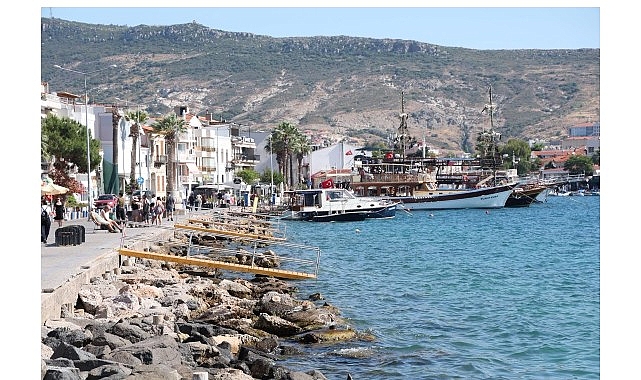 Foça’da 2025’te Ulaşım, Altyapı ve Kıyı Düzenlemelerinde Çok Yönlü İlerleme