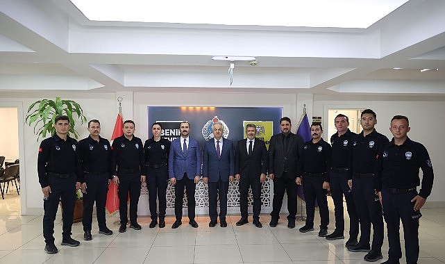 Görevde Yükselmenin Ardından 8 Zabıta Memuru Komiser Kadrosunda Göreve Başladı