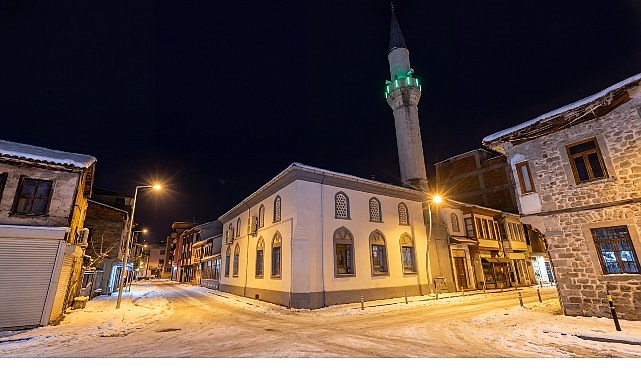 İnegöl’de 2026’ın İlk Sabah Namazı: Gönüllü Katılım ve Sıcak İkramlar