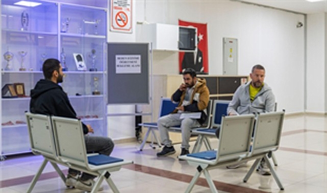 İzmir’de 2025’te 1550 Okula Spor Malzemesi Desteği ve 31 Milyon TL’yi Aşan Kaynak Aktivitesi