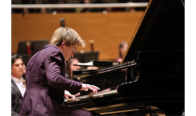 İzmir’de İlk Konserde Uluslararası Başarılı İsimler Sahnede
