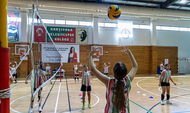 Karşıyaka’da 24-25 Ocak’ta Ücretsiz Voleybol Turnuvası Heyecanı