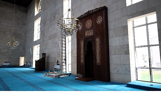 Kartepe Kent Meydanı Camii: Modern Mimari ve Çok Amaçlı Kullanım Planı