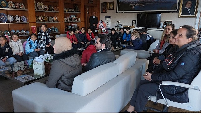 Kemer Belediyesi Kültür Evi Ziyaretinde 4/F Sınıfı Öğrencilerinin Eğitim Yolculuğu