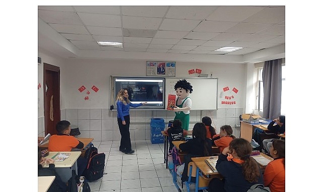 Kemer’de 22 Okulda Sıfır Atık Eğitimi: Minik Keşiflerle Çevreye Duyarlılık Geliştiriliyor