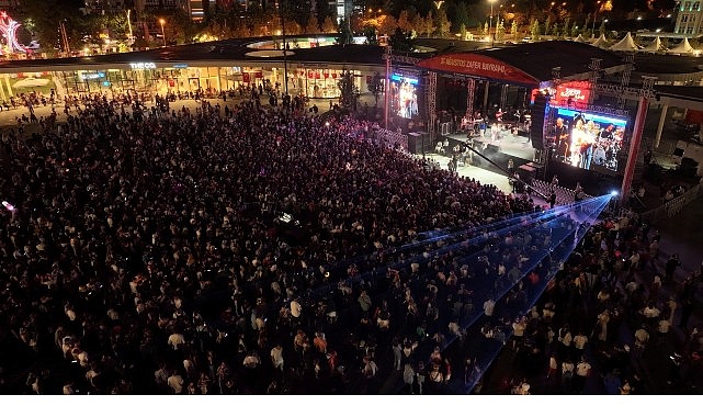 Kocaeli’de Kültür-Sanat Yılı: 2025’in Parlak Başarı Hikayesi ve SEKA’dan Konserlere Uzanan Büyüleyici Yıllık Yolculuk