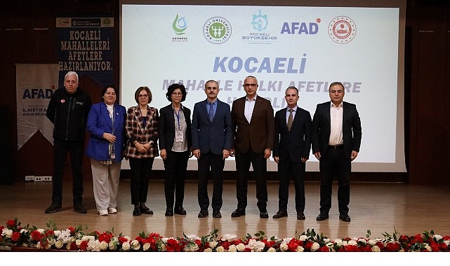 Kocaeli’de Mahalle Halkı İçin Afetlere Hazırlık Eğitimi: 270 Katılımcılı Çok Yönlü Uygulama