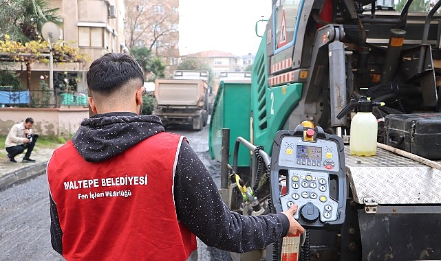 Maltepe’de Yol Konforu İçin Asfalt Çalışmaları Hızla Sürüyor