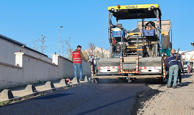 Maltepe’de Yol Yenileme Çalışmaları Sürdürüyor: Hastane Yollarında Asfaltlama Denetimi ve Vatandaşa Yakınlaştırma