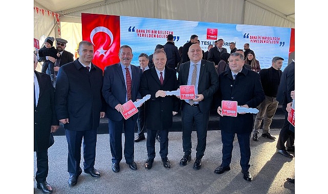 Milas Belediyesi’ne Yeni Paletli Ekskavatör: Hibe Yoluyla Gelen Güç