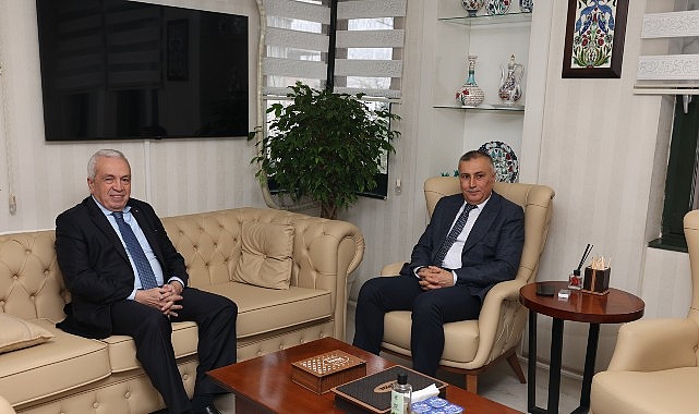 Nilüfer’de Eğitimda İş Birliği İçin Yeni Adımlar: Başkan Özdemir ve İl Müdürü Çokgezer’in Görüşmesi