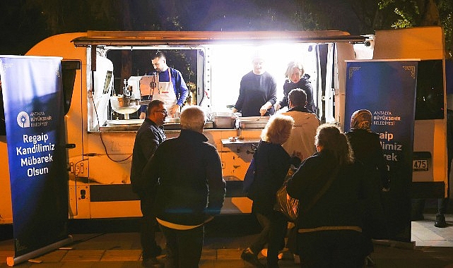 Regaip Kandili’nde 19 İlçede Ortak Sevgi ve Bereket: Lokma ve Kandil Simidi İkramı