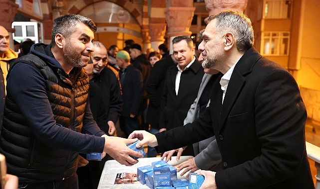 Regaip Kandili’ne Özel Simit Dağıtımı ve Dini Birliktelik Bayrampaşa’da