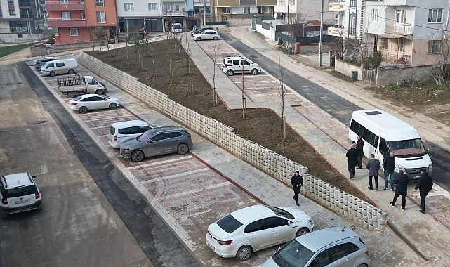 Yeni Mahalle Esinti Sokak’ta 54 Araçlık Otopark ve 24 Adet Yaşayan Ağaçlarla Yeşil Alan Genişlemesi