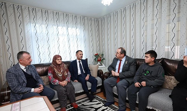 Yeni Yıl Ziyaretleri: Şehit Ailelerine Destek ve Dayanışma Vurgusu