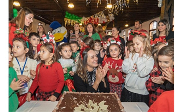 Yuvamız İzmir Çocuk Merkezlerinde Yeni Yıl Coşkusu ve Sürpriz Kutlama