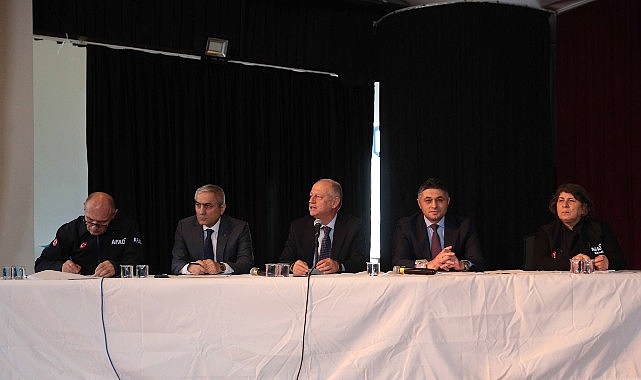Aliağa Afet Yönetimi İçin Planlama ve Koordinasyon Toplantısı Etkileyici Noktalarda Değerlendirildi